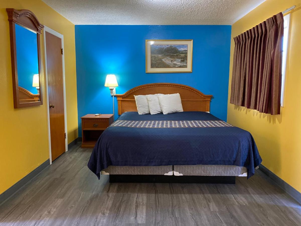 Western Skies Motel Clarendon Esterno foto
